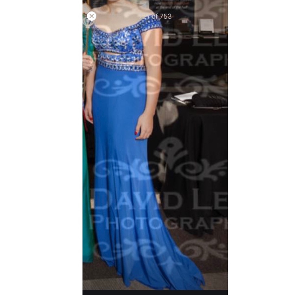 Sherri hill prom dress